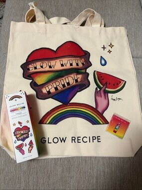 Glow Recipe Watermelon PHA + BHA Toner Pride Edition + Tote + Pin